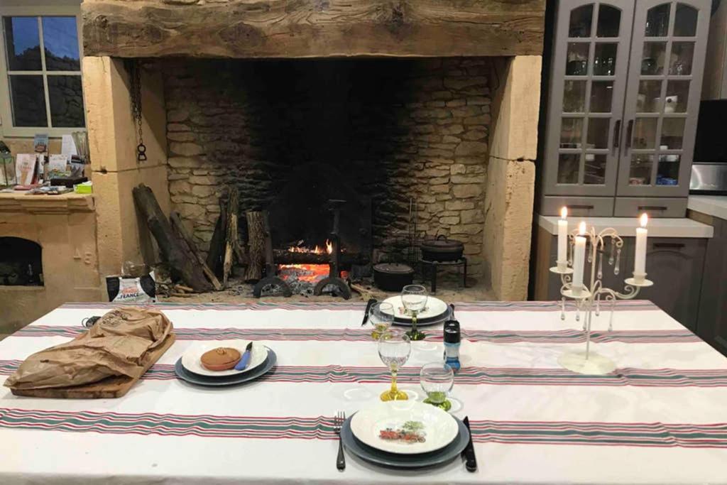 Saint-Genies Chez Renou Et Prosperou Maison Typique Du Sarladait מראה חיצוני תמונה