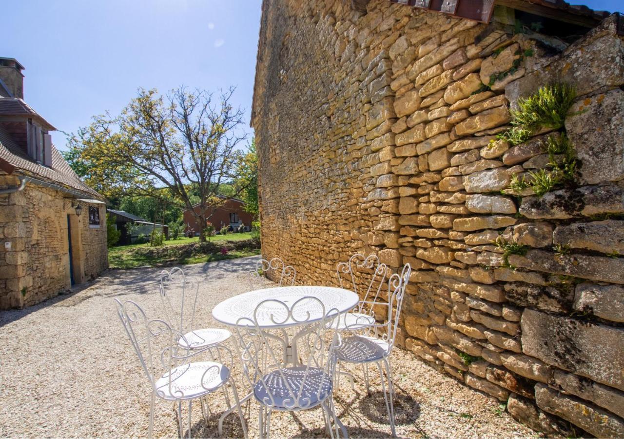 Saint-Genies Chez Renou Et Prosperou Maison Typique Du Sarladait מראה חיצוני תמונה