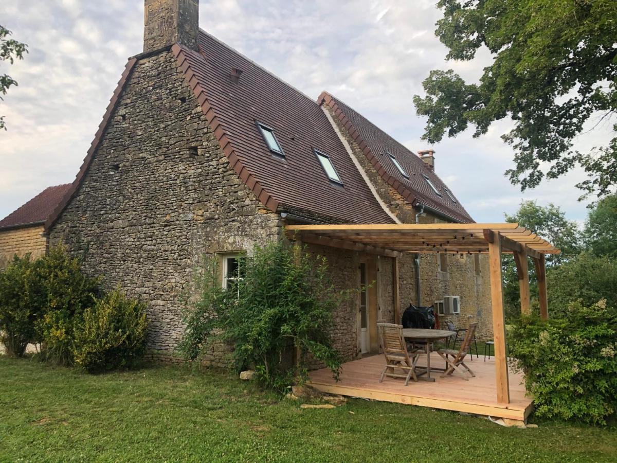 Saint-Genies Chez Renou Et Prosperou Maison Typique Du Sarladait מראה חיצוני תמונה